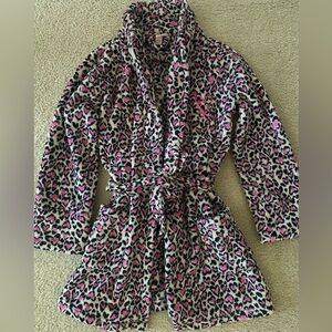Victoria's Secret Leopard Print Robe with Pink Hearts Size XS/S
